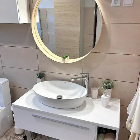 Konukevi Diokert Vendeghaz 3*