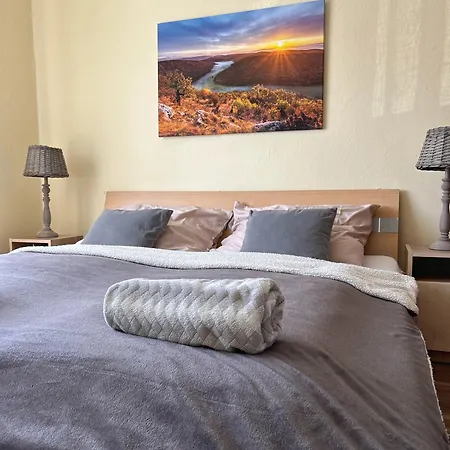 Diokert Vendeghaz Konukevi Komjati