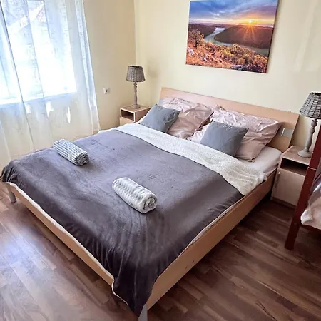 Konukevi Diokert Vendeghaz 3*